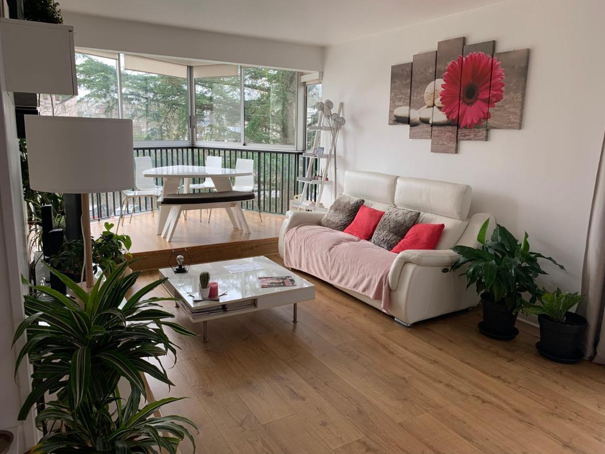 Appartement 55 M2 Le Chesnay Le Chesnay  Exterior foto